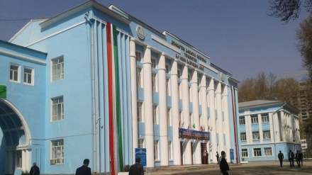 تردید ازبکستان درباره کیفیت آموزش در هشت دانشگاه تاجیکستان