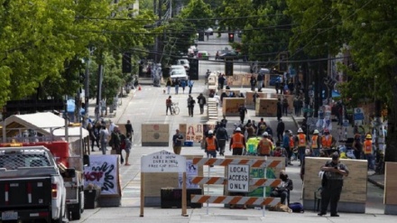 米・シアトルで抗議者へ発砲