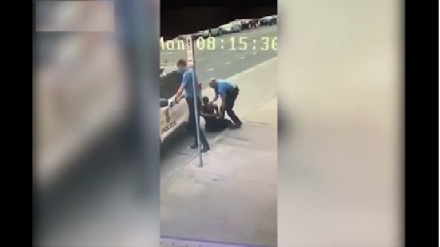 Жорж Флойдни қатл этиш лаҳзасидан олинган янги тасвир (видео)