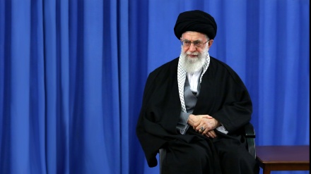 Fjalimi i liderit suprem me rastin e përvjetorit të vdekjes së imam Khomeinit(ra)