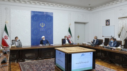 鲁哈尼：伊朗政府最低程度地依赖石油经济管理国家，显示了在经济战中的能力