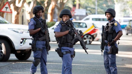 Polisi Afrika Selatan Tembak Mati 18 Orang