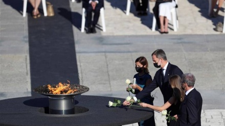 Los Reyes presiden el homenaje oficial a las víctimas de la Covid