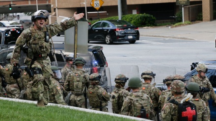 Forcat e Gardës Kombëtare të Amerikës në gatishmëri për t'u përballur me protestuesit