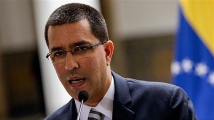 加拉加斯就美国对委内瑞拉最高法院院长的制裁和指控作出回应