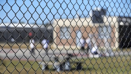 米国で約1,000人の移民拘留施設の責任者が、新型コロナに感染