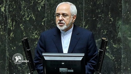 د امریکا سیاست په ایران زیاتره دباؤ اچول دي 