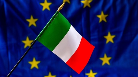 Italian politician launches ‘Italexit’ party to take country out of eurozone