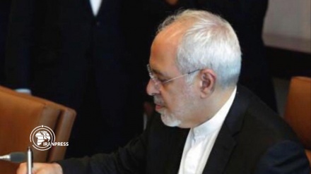 Kepada Borrell, Zarif Tekankan Komitmen Eropa terhadap JCPOA