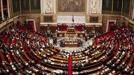  پارلمان فرانسه به قانون ضداسلامی رأی داد