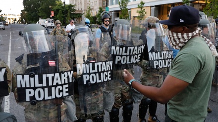 Trump shfrytëzon policinë federale për të shtypur protestat në Amerikë