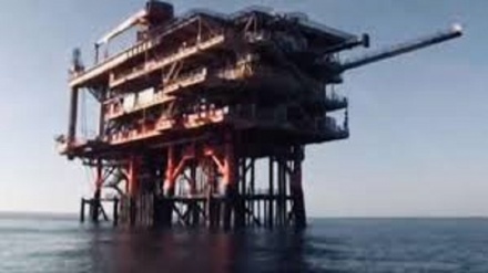 Libia, le forze di Haftar: Porti e campi bloccati 