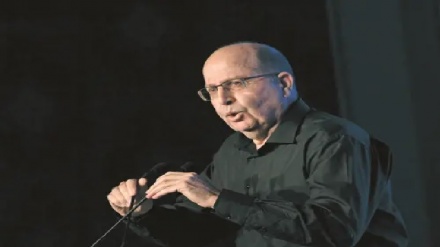 יעלון: נתניהו מנהל כמו בכנופיית פשע, יש חוסר אמון בו