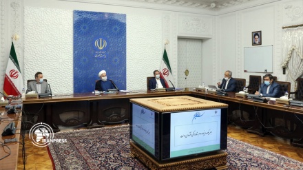 رییس جمهور ایران: کشور بدون وابستگی به نفت اداره می شود