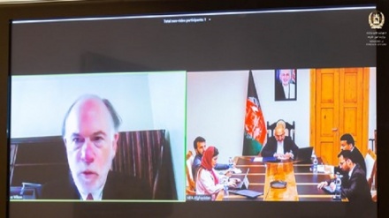 اتمر و سفیر آمریکا خواستار آغاز فوری مذاکرات بین الافغانی شدند