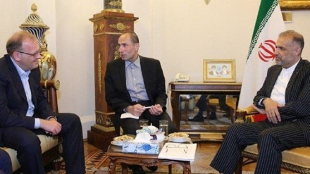 Eýranyň ilçisiniň we Russiýanyň Energetika ministriniň orunbasarynyň ykdysady maslahaty