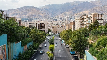 Sekilas Suasana di Qeytarieh, Tehran (1)