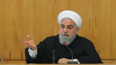 Ruhani: Irani kurrë nuk dorëzohet para presioneve të fuqive të mëdha, sidomos të Amerikës