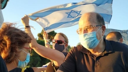 יעלון: גנץ ואשכנזי שותפים לממשלה שראשה מסית ומשסה
