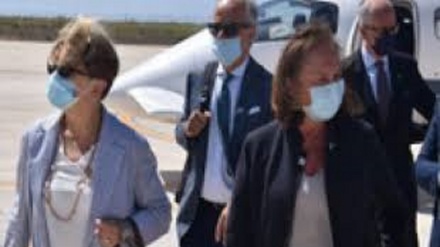 Sbarchi preoccupano Italia, Lamorgese vola a Tunisi