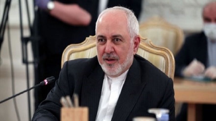 Zarif asegura que EEUU se ha convertido en un “Estado forajido”