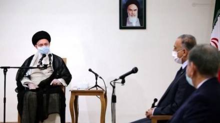 イラン最高指導者、「独立した威信あふれるイラクを希求、米は強力なイラクの敵」