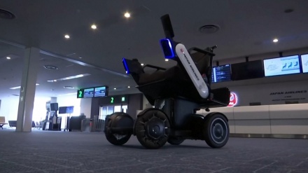 羽田空港に自動運転車いす　空港への導入は世界初