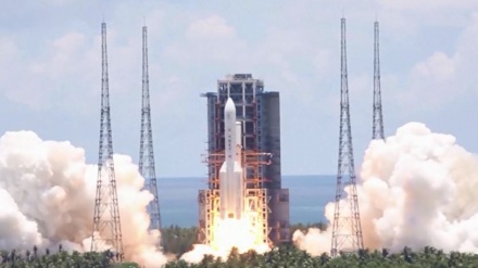 Cina Sukses Luncurkan Satelit ke Mars