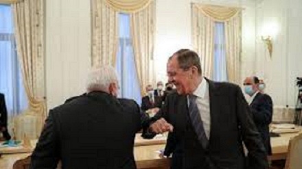    نحوه جالب دست دادن ظریف و لاوروف به دلیل کرونا