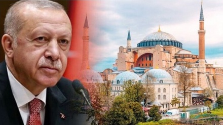 Truchia, Ayasofya torna moschea. Erdogan: 'Preghiera islamica il 24 luglio'