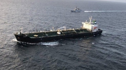 एक अमरीकी जज ने ईरान के तेल टैंकरों का ज़ब्त करने का आदेश दिया, क्या अमरीका इतनी हिम्मत दिखा पाएगा?