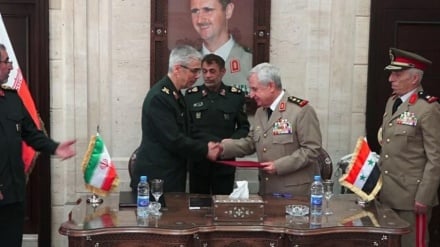 Fotos: Firma de acuerdo militar Irán-Siria para Israel