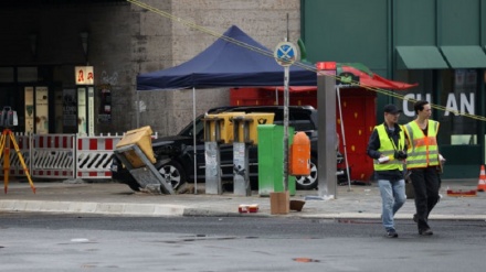 独ベルリンで、車が歩道に突っ込み、複数名が重傷