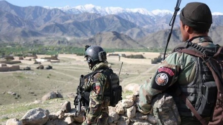 پناهندگی 17 نظامی افغانستان به تاجیکستان 