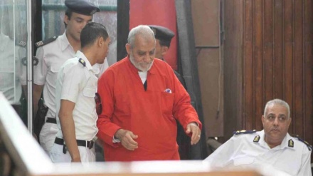Mısır'da bir haftada İhvan lideri hakkındaki iki müebbet hapis kararı onandı