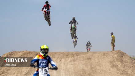 Исфаһанда  мотокросс жарысы өтті