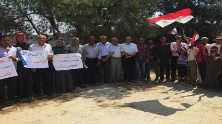 Fotos: Sirios protestan en Al-Hasaka contra ocupación de Turquía y EEUU