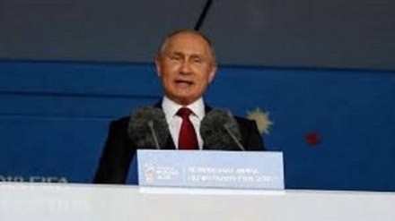  Cremlino: Da Usa concorrenza sleale