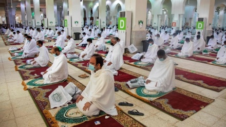 L'Hajj, presentata una guida in 14 lingue per i pellegrini