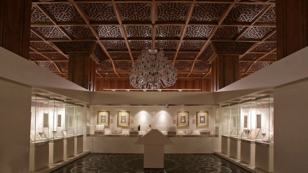 Visitando los museos de Irán (5)+Video