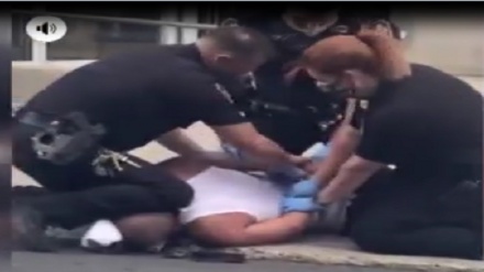 Amerika poärlisiýasynyň zolrlukly hereketleri dowam edý