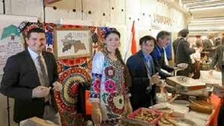 معرفی ظرفیت های گردشگری تاجیکستان در شهر تیومن روسیه 