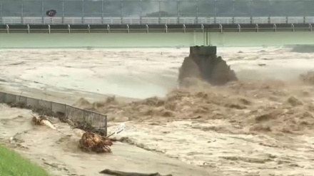 Video: Lluvias e inundaciones provocan daños en Japón