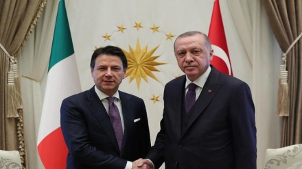 Libia: Conte e Erdogan, dialogo per soluzione politica