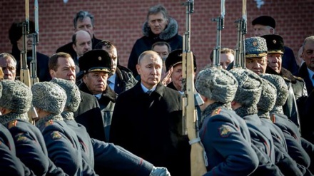 Poutine a infiltré l'armée française?!
