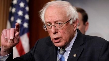 Sanders repudia postura belicista de Trump