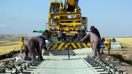 阿塞拜疆共和国通过利用Mianeh铁路进入波斯湾