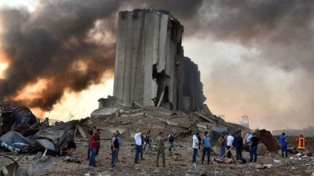 लेबनान के दुखी आसमान पर सऊदी गिद्धों का नंगा नाच