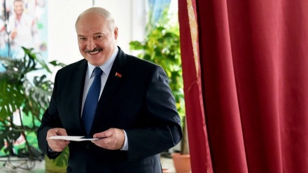 Lukashenko re-elected Belarus president, opposition cries foul after deadly protests