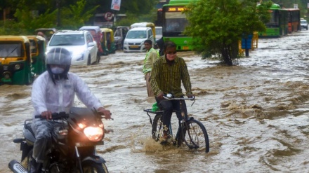  Floods in Delhi as South Asia monsoon toll rises to nearly 1,300 